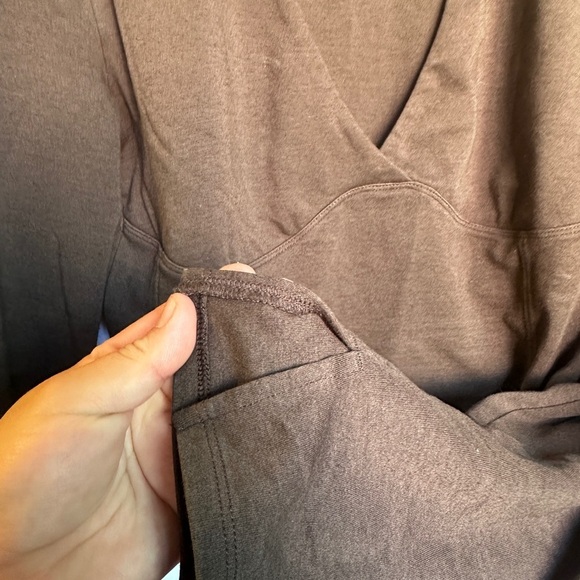 Workout Athkesure Brown Long Sleeve Top size M - Picture 3 of 4